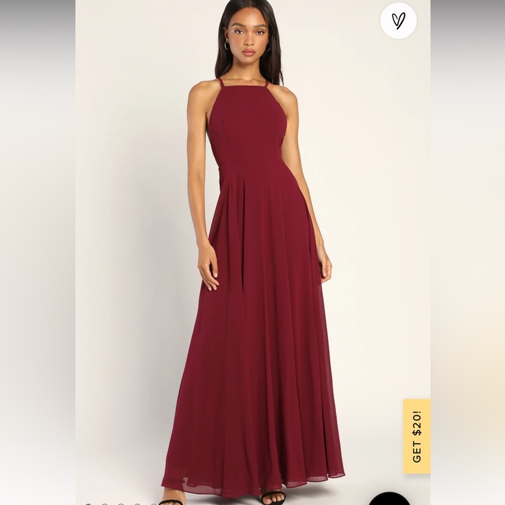 Lulus maxi burgundy dress never worn